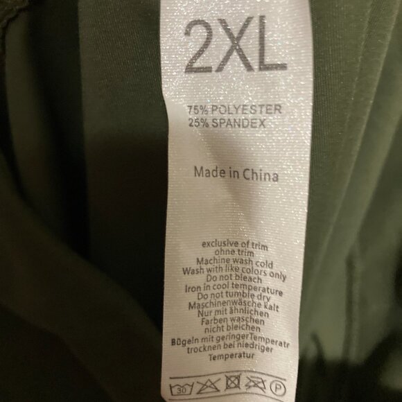 GREEN LEGGINGS - Picture 5 of 5